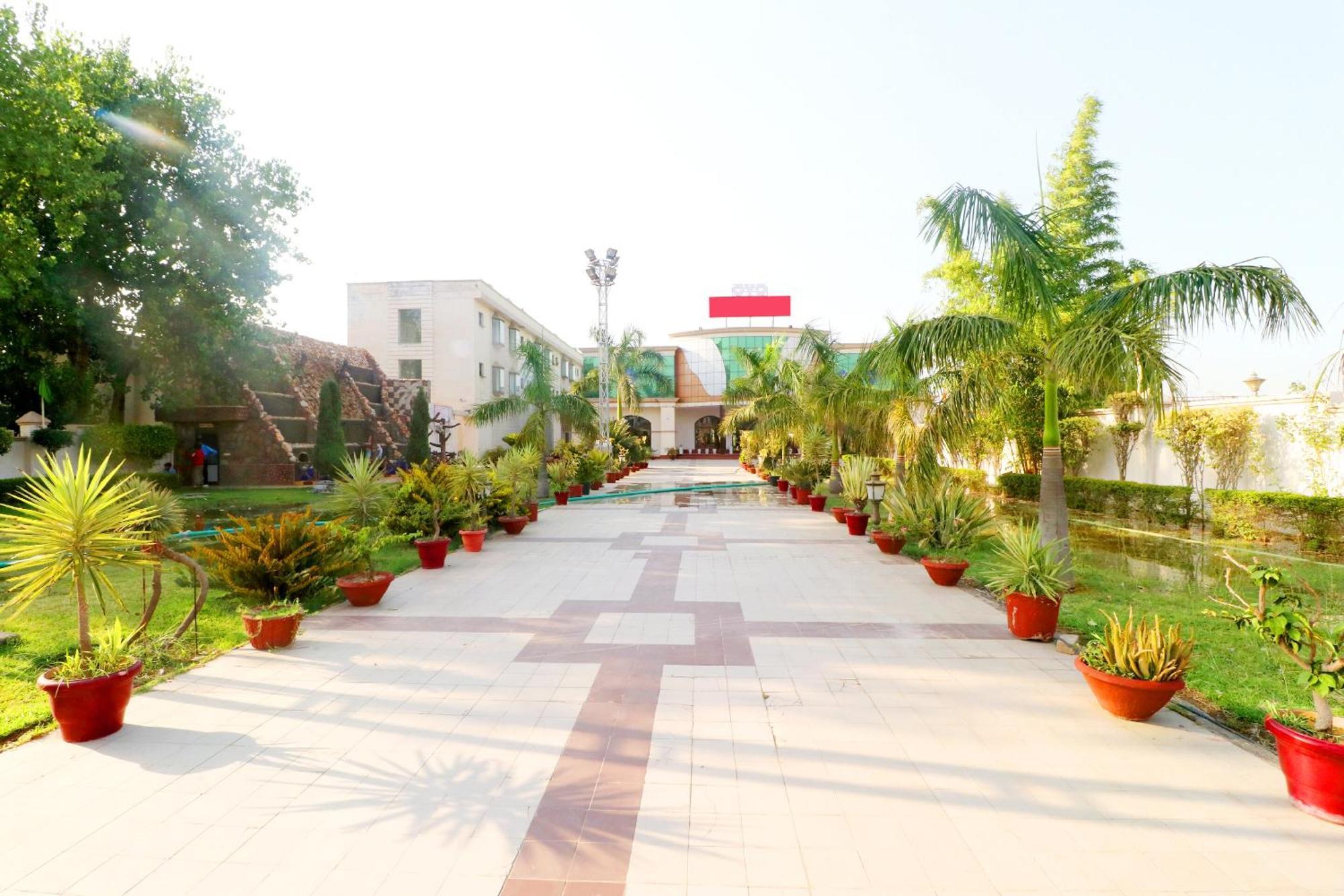 Hotel O Sangam Resort Shahpur  Luaran gambar
